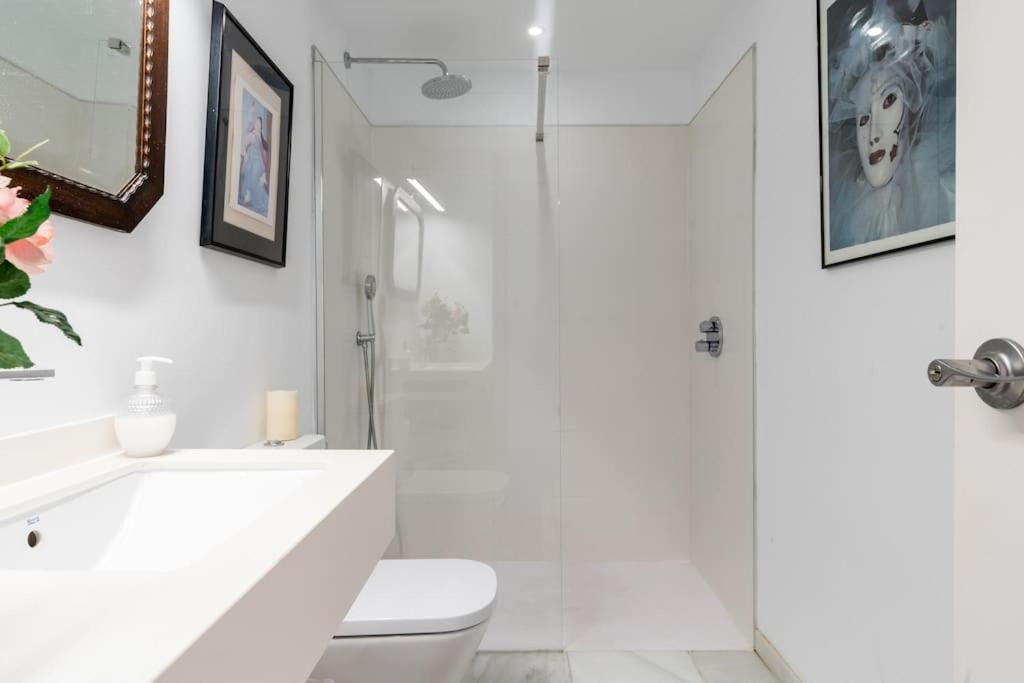 Apartamentos Rg, San Vicente 22 เซบีญา ภายนอก รูปภาพ